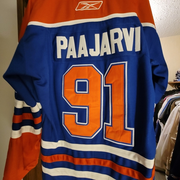 Edmonton Oilers Jersey - Picture 2 of 3